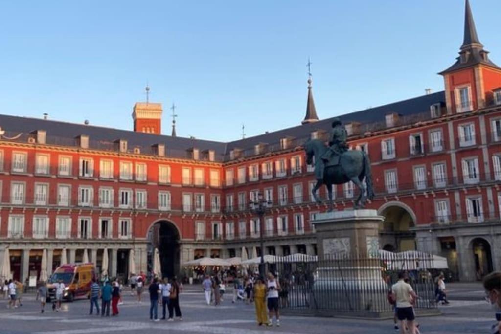 Alegria Urbana Cerca De Calle Alcala Madrid Eksteriør billede