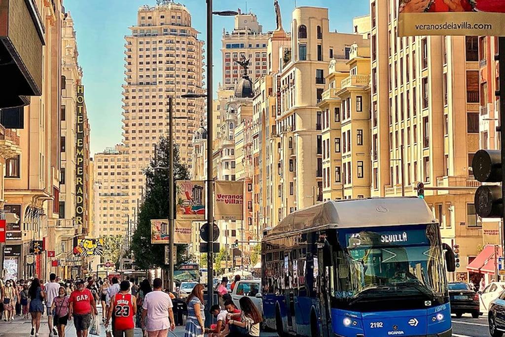 Alegria Urbana Cerca De Calle Alcala Madrid Eksteriør billede